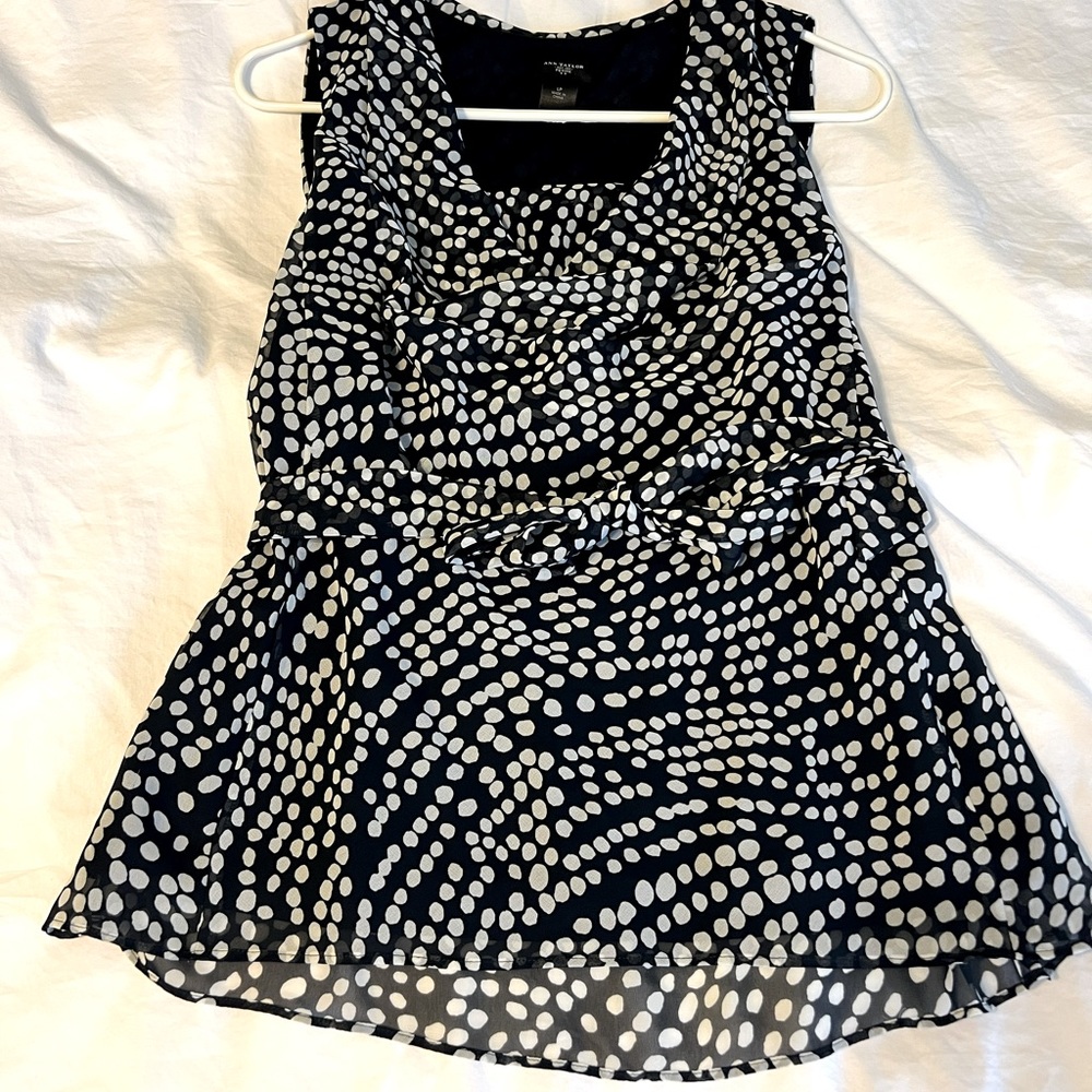 NWOT Ann Taylor Black and white polka dot blouse